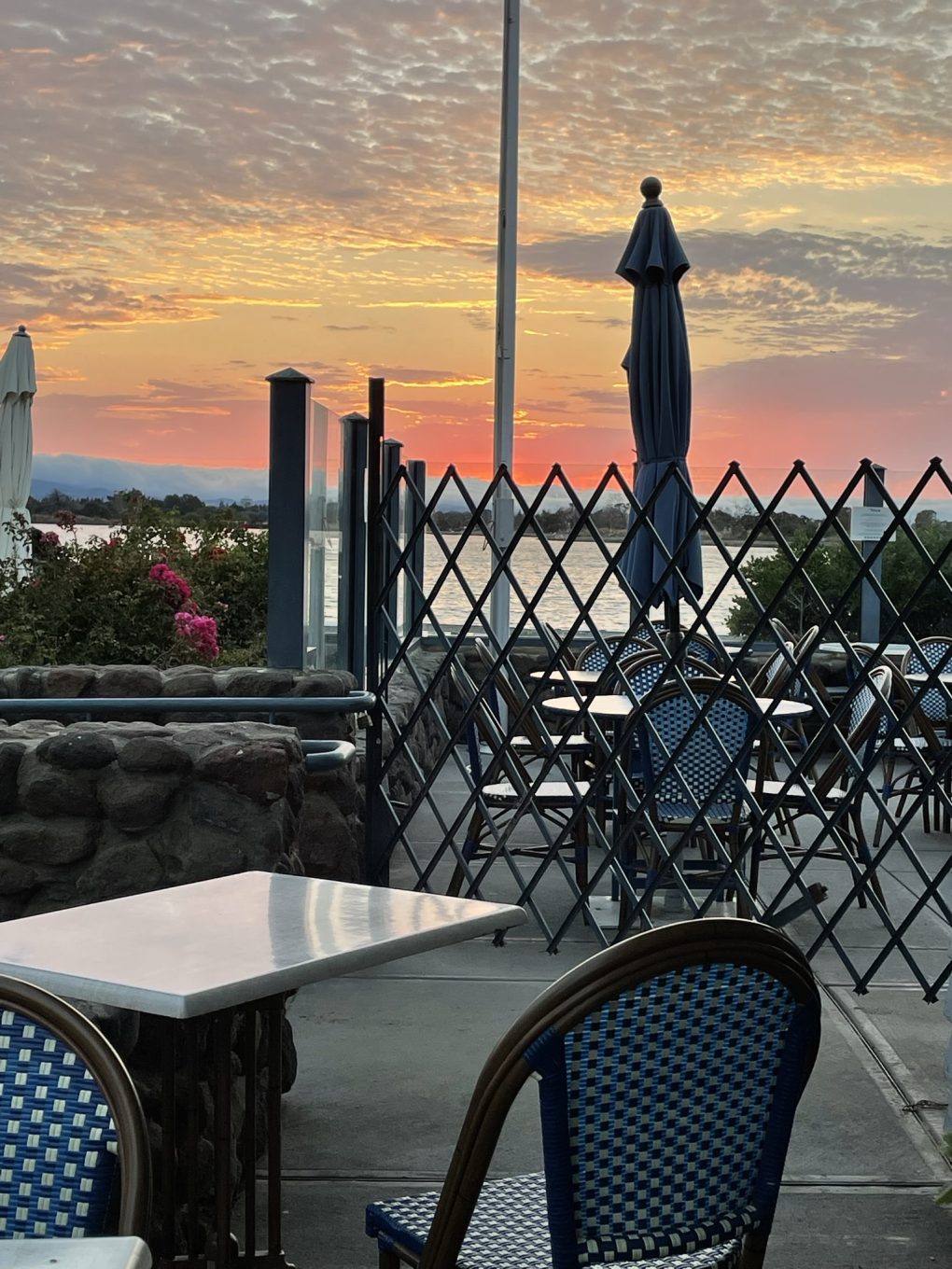 Romantic Places to Explore in the San Francisco Bay Area, Travel Realizations, Shoreline park and Lake